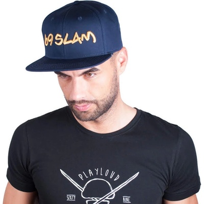 69SLAM logo JP tmavě modrá se zlatým nápisem