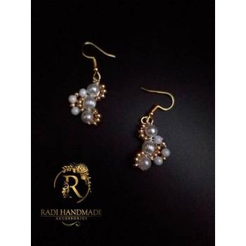 Image 1 of Radi handmade Обици с бели перли (473 Рћ)