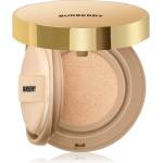 Burberry Beyond Wear Perfecting Matte Cushion дълготраен грим в гъбичка SPF 15 цвят Light Warm 40 14 гр