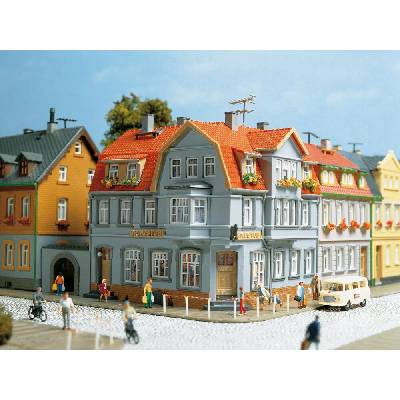 Auhagen Rohový dům H0 TT 12249