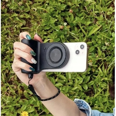 ADAM elements Selfie Shot магнитна ръкохватка 5000mAh черна power bank (ABTADSELFSHBK)