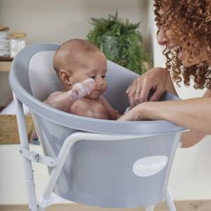 shnuggle - Многократно Награждавана Бебешка вана с тапа за източване - Сива / Pebble Grey (SBP-PBL-EUR+SHN-BST-STRP)