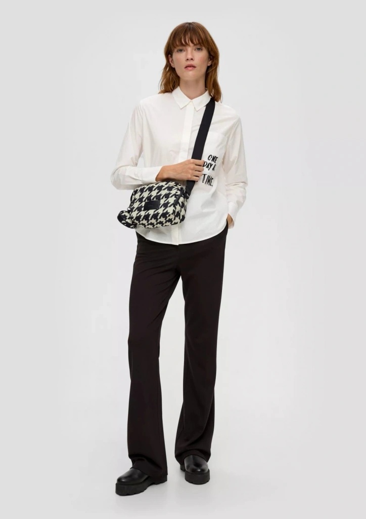 売れ筋商品|||カールラガーフェルド ニット&セーター アウター レディース Women's Stripe Short-Sleeve Sweater Soft White & Black レディース ジャケット＆コート | KARL LAGERFELD