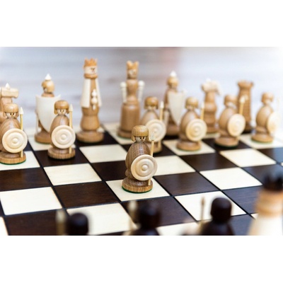 Dřevěné šachy Bojar