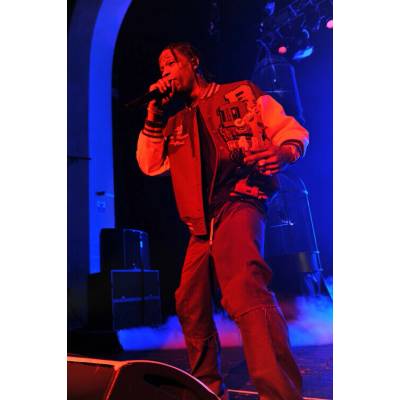 C Brandon Plagát, Obraz - Travis Scott Perform At Brixton Academy, 26.7 × 40 cm