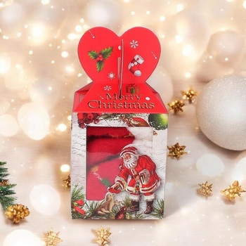 Бебешки пухкави чорапи в червено с Дядо Коледа