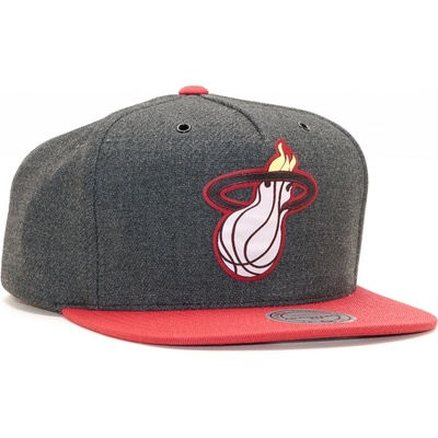 Mitchell & Ness Miami Heat Hardwood Classic Woven Reflective Charcoal/Red Snapback Šedá Červená Červená