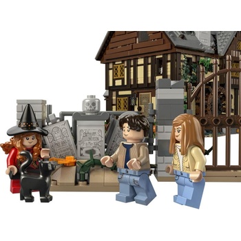 Image 1 of LEGO® Disney™ - Hocus Pocus - The Sanderson Sisters' Cottage (21341)