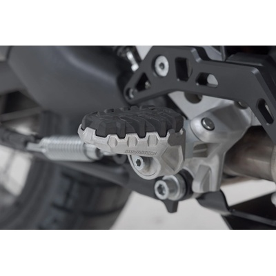 Ducati Multistrada V4 (20-)-stupačky kit Evo SW-Motech
