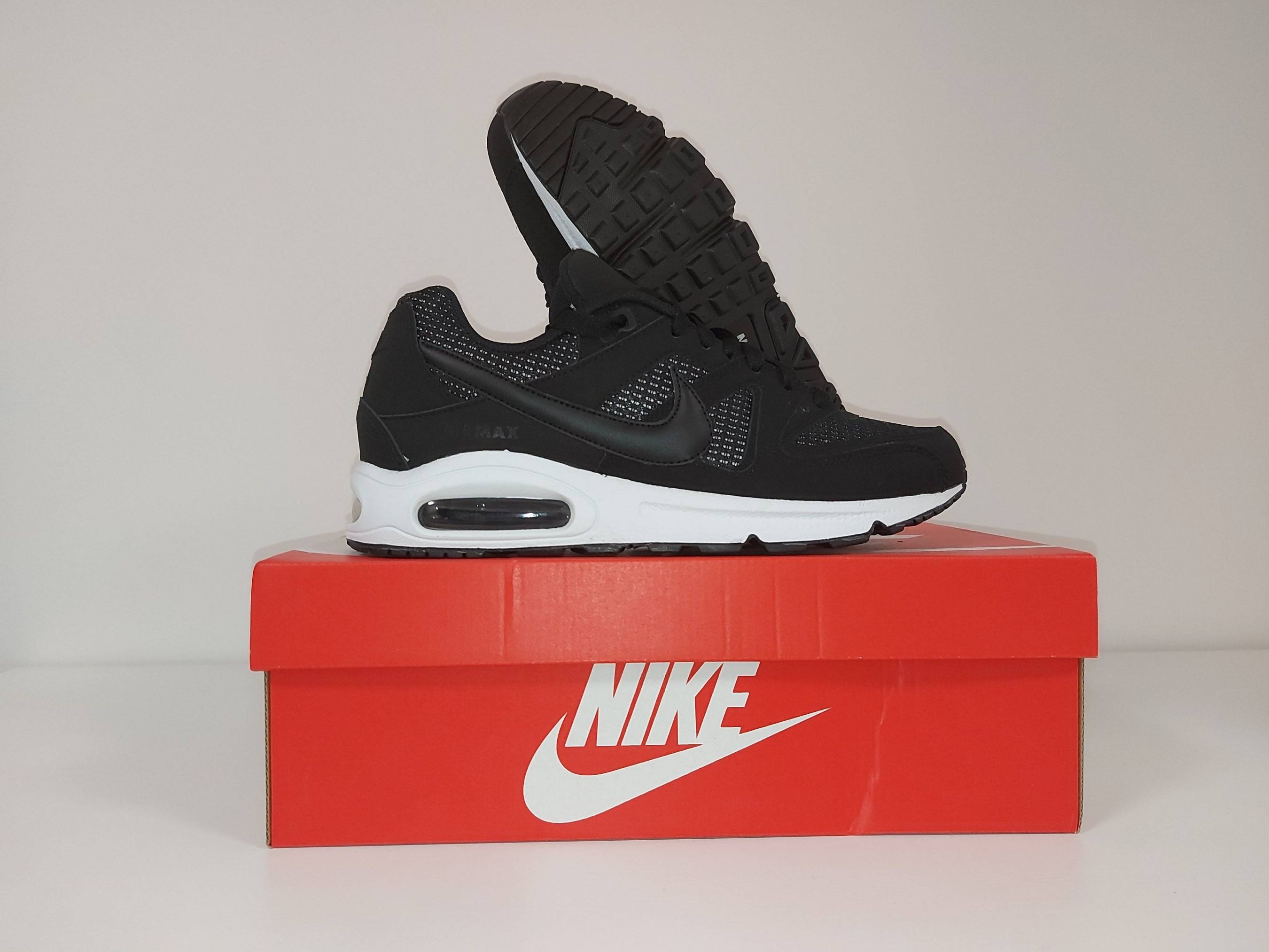 nike air max command 42 5