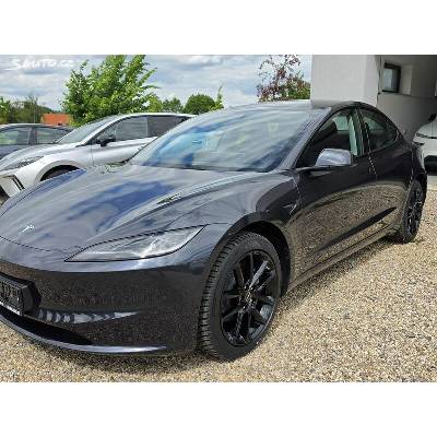 Tesla Model 3 220 kW
