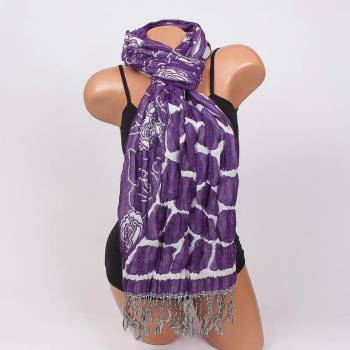 Image 1 of Двулицев шал в лилаво с бели рози