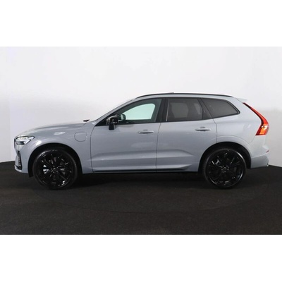 Volvo XC60 T6 Recharge AWD Ultra Black Edition 257 kW