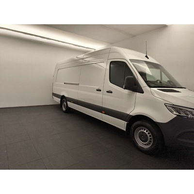 Mercedes-Benz Sprinter 319 140 kW