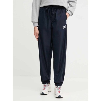 Calvin Klein Jeans Спортно долнище pull on logo jogger - fp