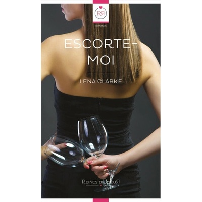 Escorte-moi