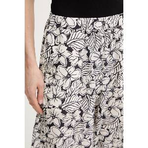 Weekend Max Mara Копринен панталон NIRVANA (2615131132600)