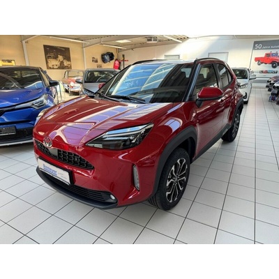 Toyota Yaris Cross Hybrid Teamplayer 96 kW