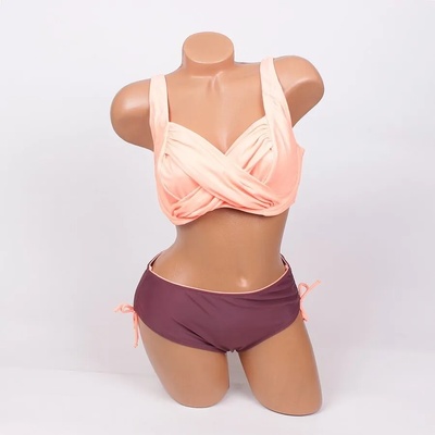 Ефектен макси бански в коралово и кафяво - чашка Е