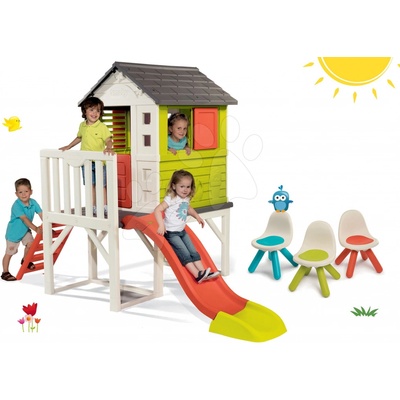 Smoby set domeček na pilířích Pilings House s 1,5 m skluzavkou a 3 židle Kid Chair 810800-8