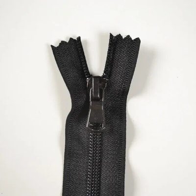 Takoy Zip Sarah spirálový nedělitelný 5 mm - černá 17 cm