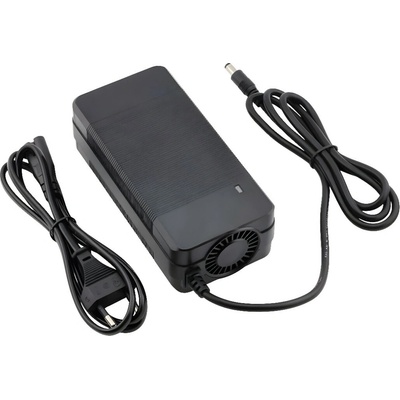 Napájecí zdroj zásuvkový 16.8V, 8A, 5.5x2.1mm, nabíječka Li-ion akumulátorů