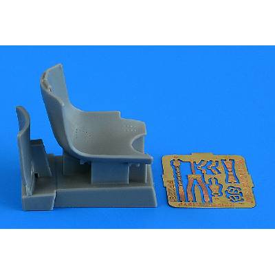ITALERIMacchi MC.202 seat early v. for kit 1:32
