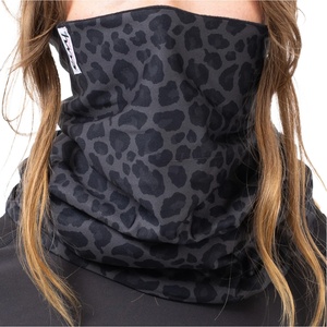 Eivy Дамски шал Eivy Women's Colder Neckwarmer Neckerchief - Black Leopard - размер One Size (203-2716-0311)