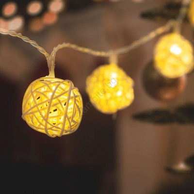 Family Collection LED Декоративни лампички 10xLED/2xAA 1, 65м топло бели (LC3520)