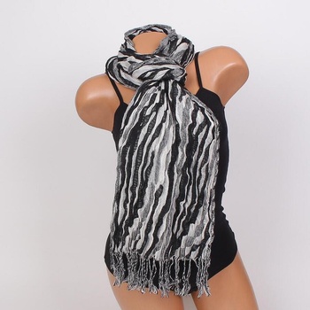 Image 1 of Стилен шал в черно и бяло с ресни