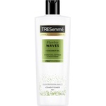 TRESemmé Flawless Waves хидратиращ балсам за чуплива и къдрава коса 400ml