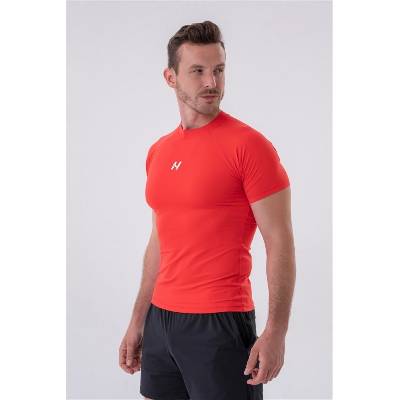 Nebbia Functional Slim-Fit T-Shirt červené