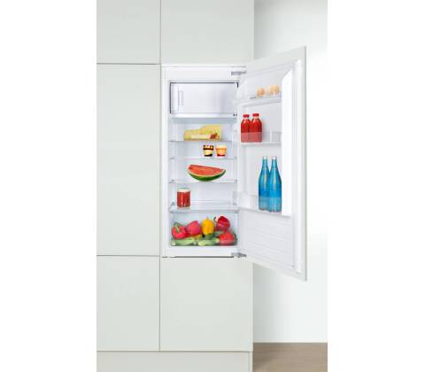 Amica BM210.4i