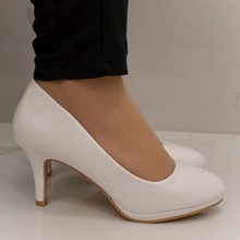 Dámske lakované lodičky PAULA biele