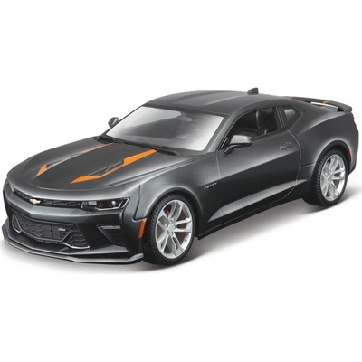 Maisto 2017 Chevrolet Camaro 50th Anniversary metal šedá 1:18