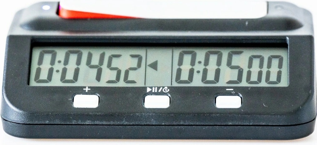 Digitální šachové hodiny LEAP Basic