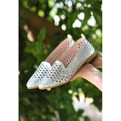 Erbil Shoes Дамски балерини с декоративни мъниста - Сребристи #366494 (366494_Сребрист)