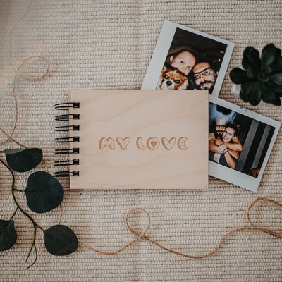 Dědova dílna Mini fotoalbum My love A6 na šířku Počet a barva papírů: Bílé - 15 listů