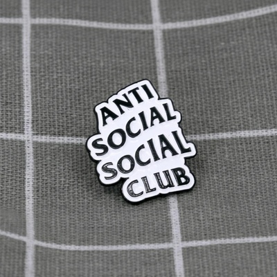 Pinarna Anti social social club – Zboží Dáma