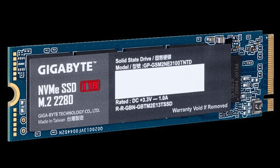 Gigabyte 内蔵型　SSD GP-GSM2NE3100TNTD PCパーツマザーボード Gigabyte 内蔵型 SSD GP-GSM2NE3100TNTD PCパーツマザーボード
