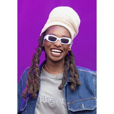 Jo Hale Plagát, Obraz - Little Simz - Reading Festival, 26.7 × 40 cm