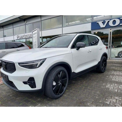 Volvo XC40 Plus 120 kW