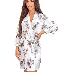 Donna Дамски къс халат модел 228595 Donna