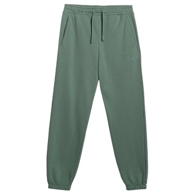 4F Trousers Cas M1272 Размер: L / Цвят: зелен