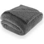 Tiseco Home Studio Сиво одеяло от микроплюш 150x200 cm Cocoon - Tiseco Home Studio (3680GREY)