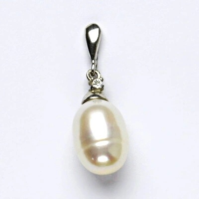 Čištín Stříbrný přívěšek s přírodní perlou, bílá přírodní perla P 1482/22