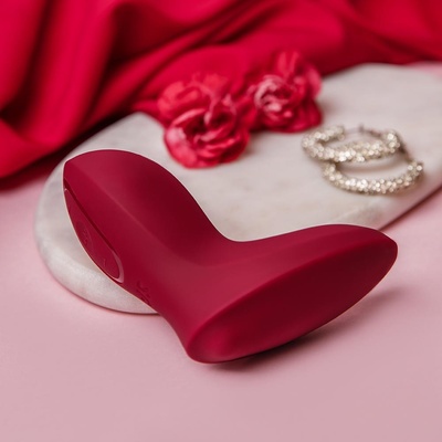 Satisfyer Exciterrr Berry typu Lay On s pohyblivou kuličkou stimulující klitoris