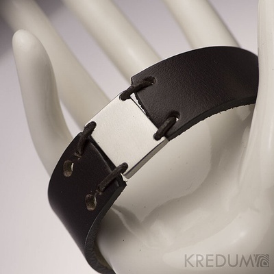 Manus 20 Steel černý kožený náramek V5285
