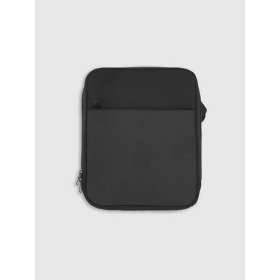 4F 4FWSS25APOUU075 20S/Deep Black