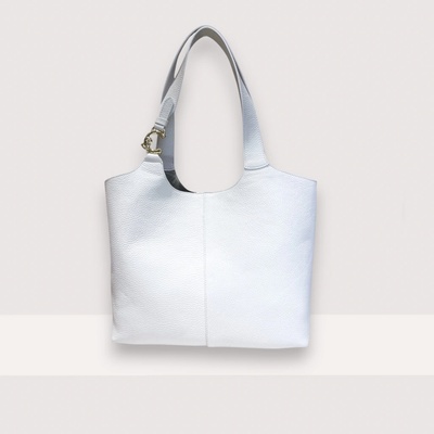 Coccinelle C-EASY MEDIUM kožená kabelka BLANCO SS25